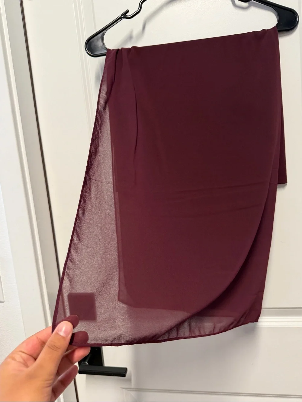 Burgundy Maroon Chiffon Hijab – Lightweight Sheer Muslim Headscarf